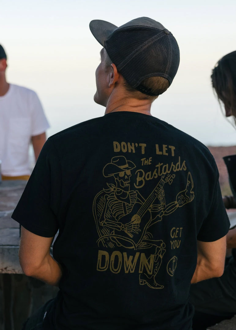 Iron & Resin The Bastards Pocket Tee 9 Iron & Resin The Bastards Pocket Tee