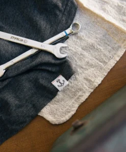 Iron & Resin Force Of Nature Pocket Tee 9 Iron & Resin Force Of Nature Pocket Tee