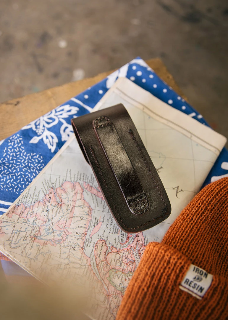 Iron & Resin Outback Knife 4 Iron & Resin Outback Knife