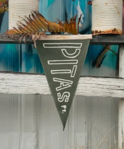 Slightly Choppy Pitas PT. Surf Flag
