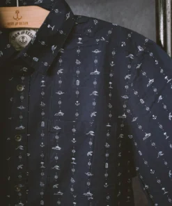 Iron & Resin Wave Searcher Shirt